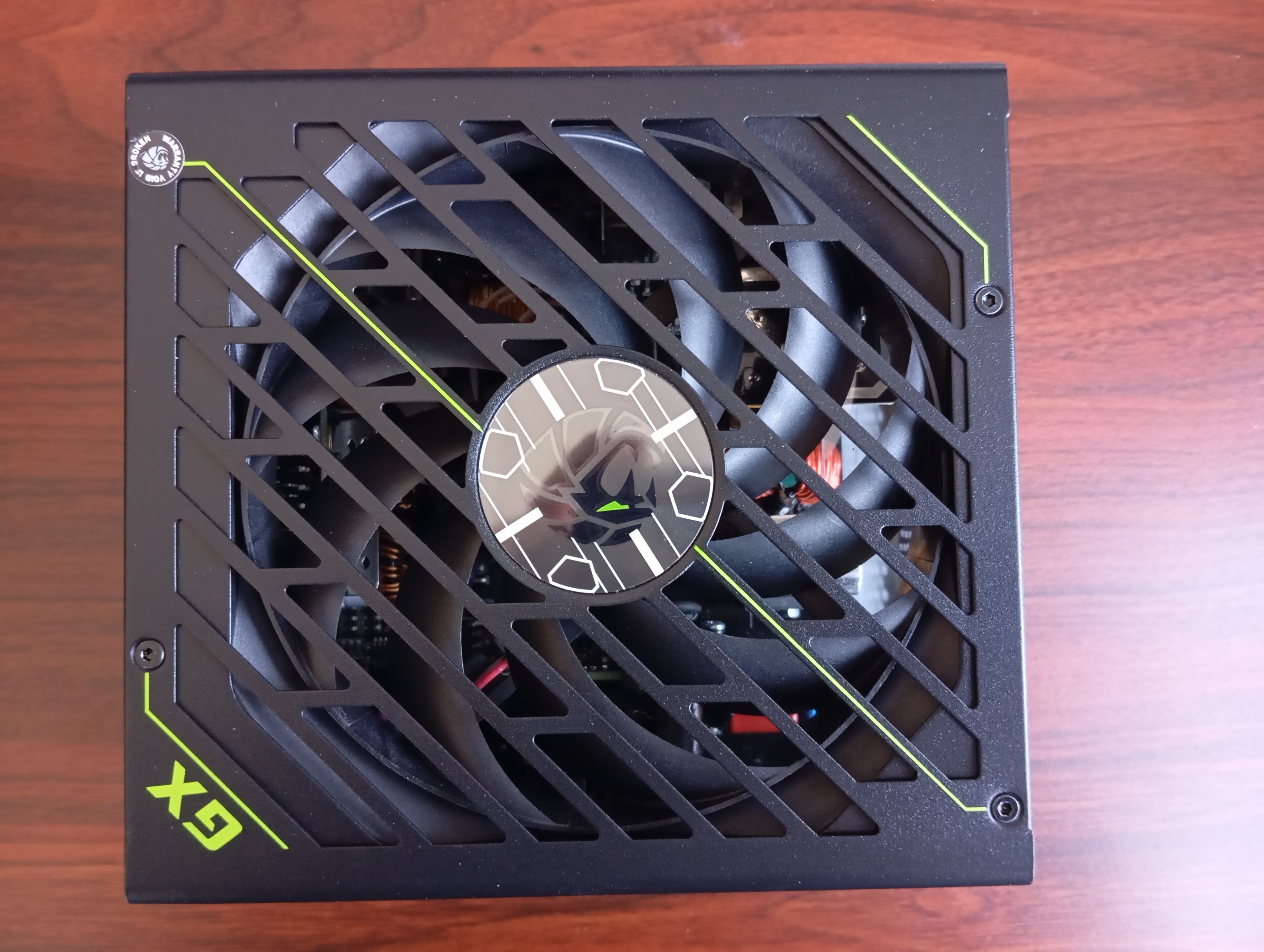 GameMax GX PRO 1050G (ATX3.1 PCIe5.1), retourdeal