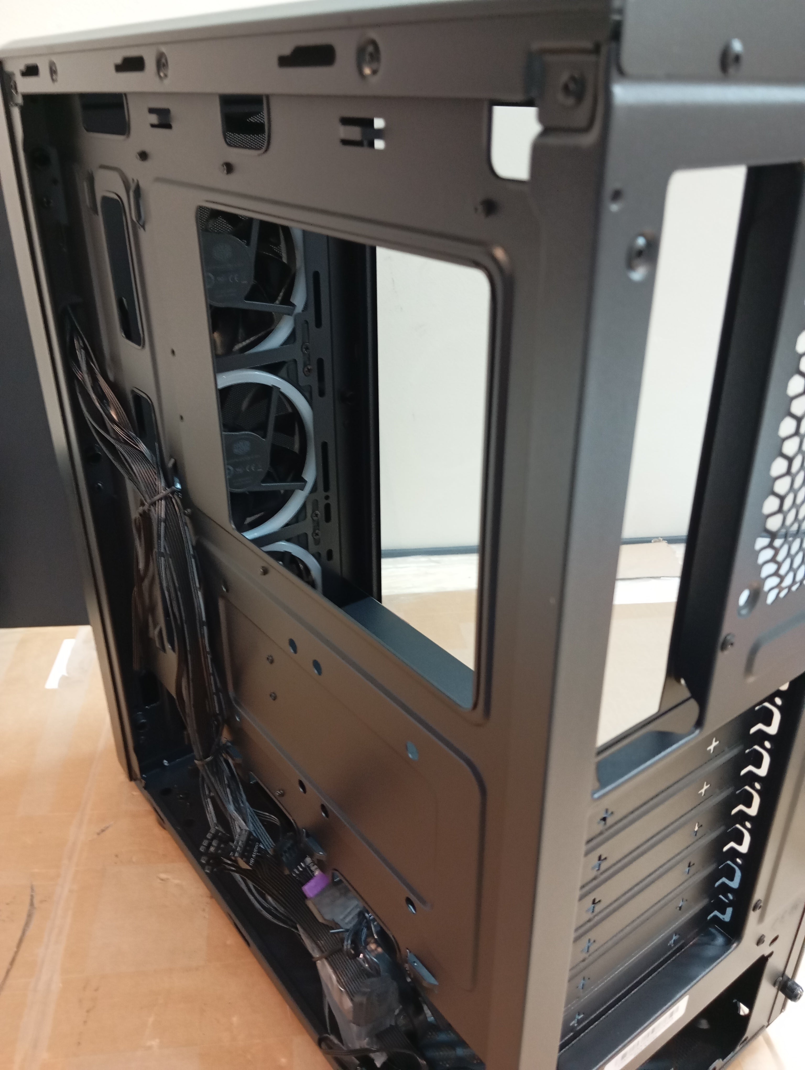 Cooler Master CMP 510, met 3x Single Ring ARGB fans, refurbished Item 2