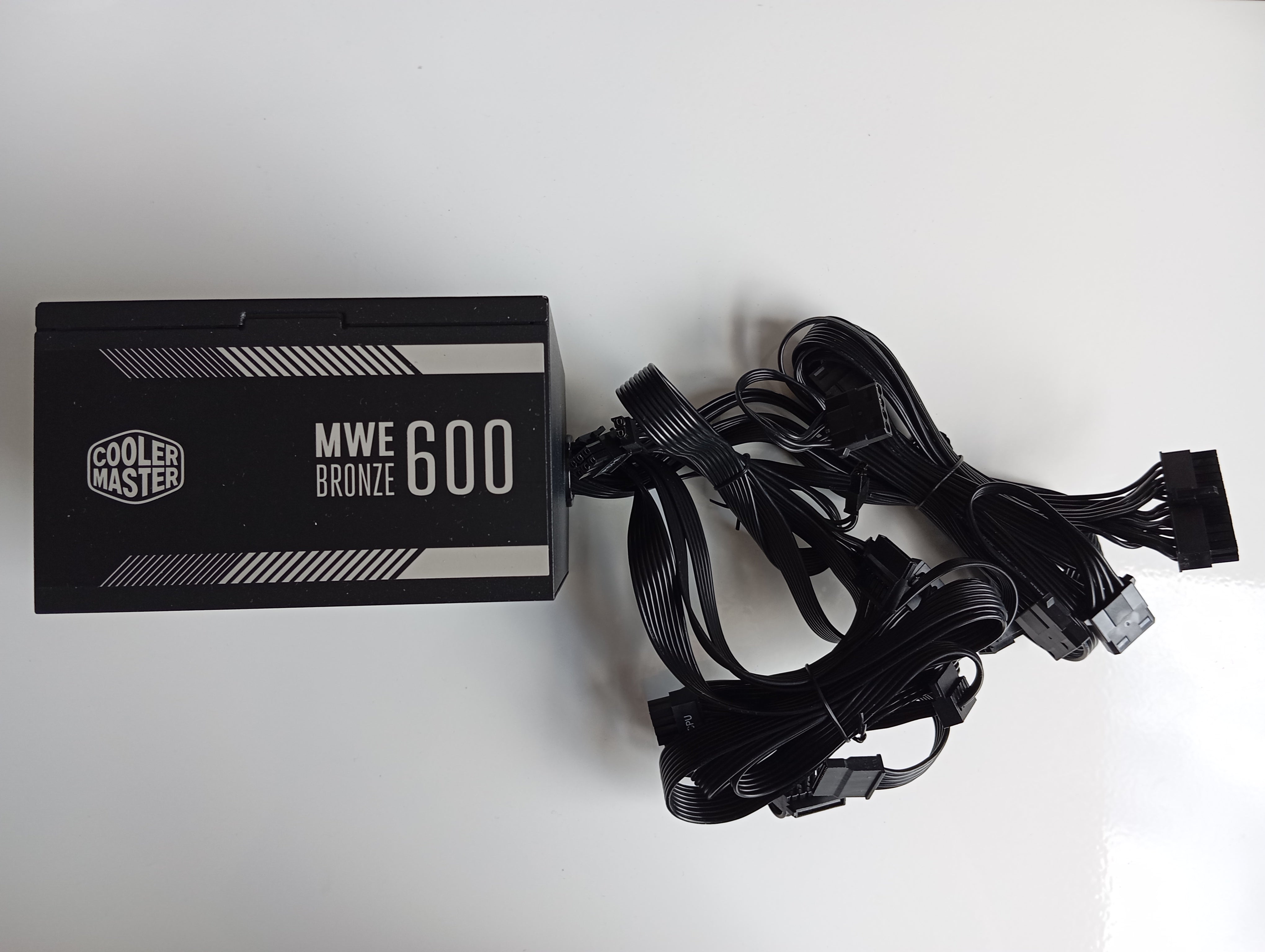 Refurbished Cooler Master MWE 600 Bronze - 230V