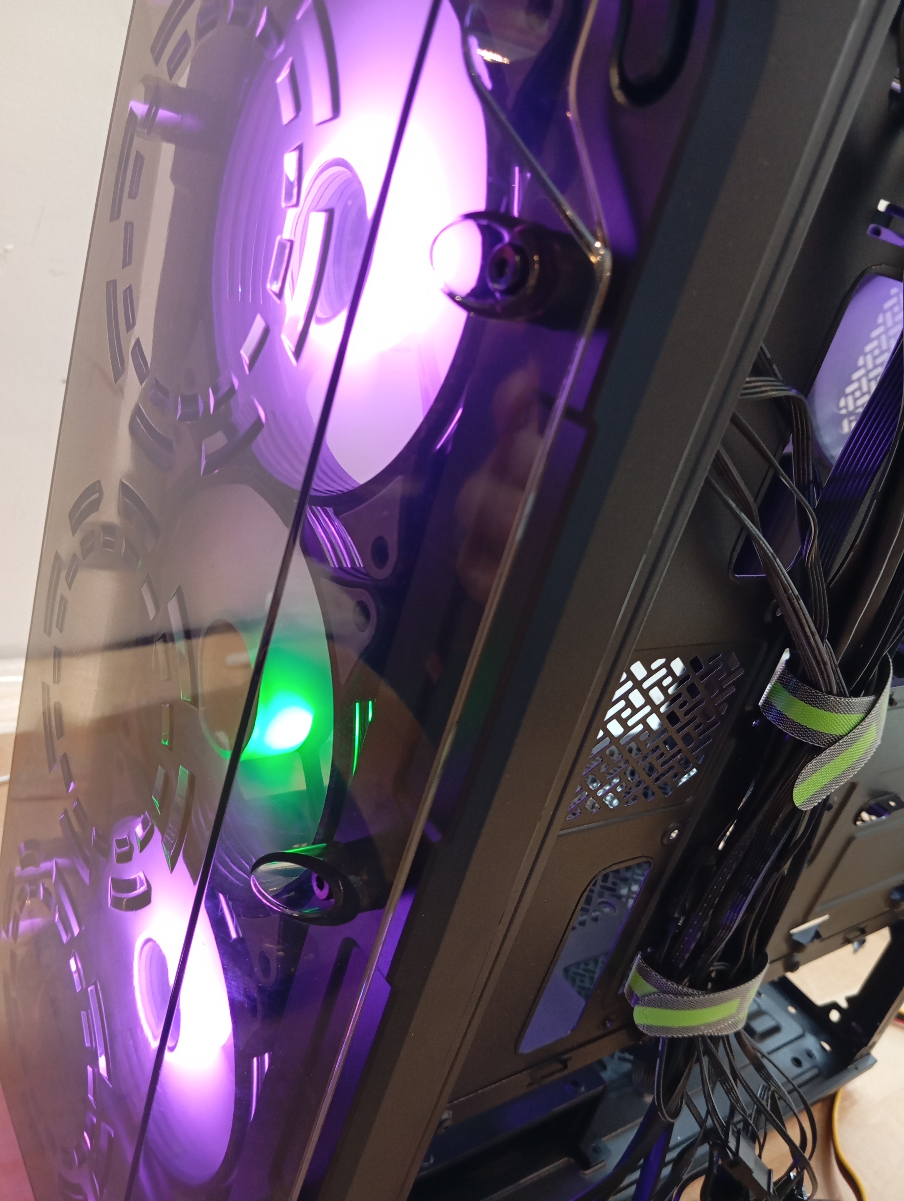 GAMEMAX Starlight 2 AB, refurbished item 3