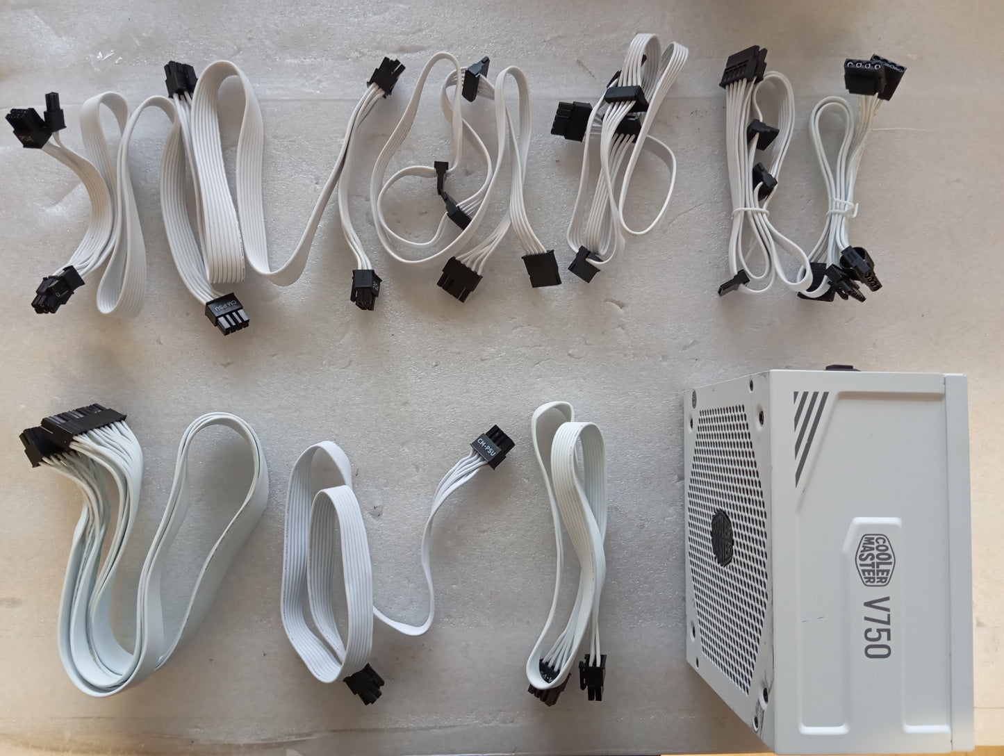Refurbished Cooler Master V750 Gold V2 White Edition