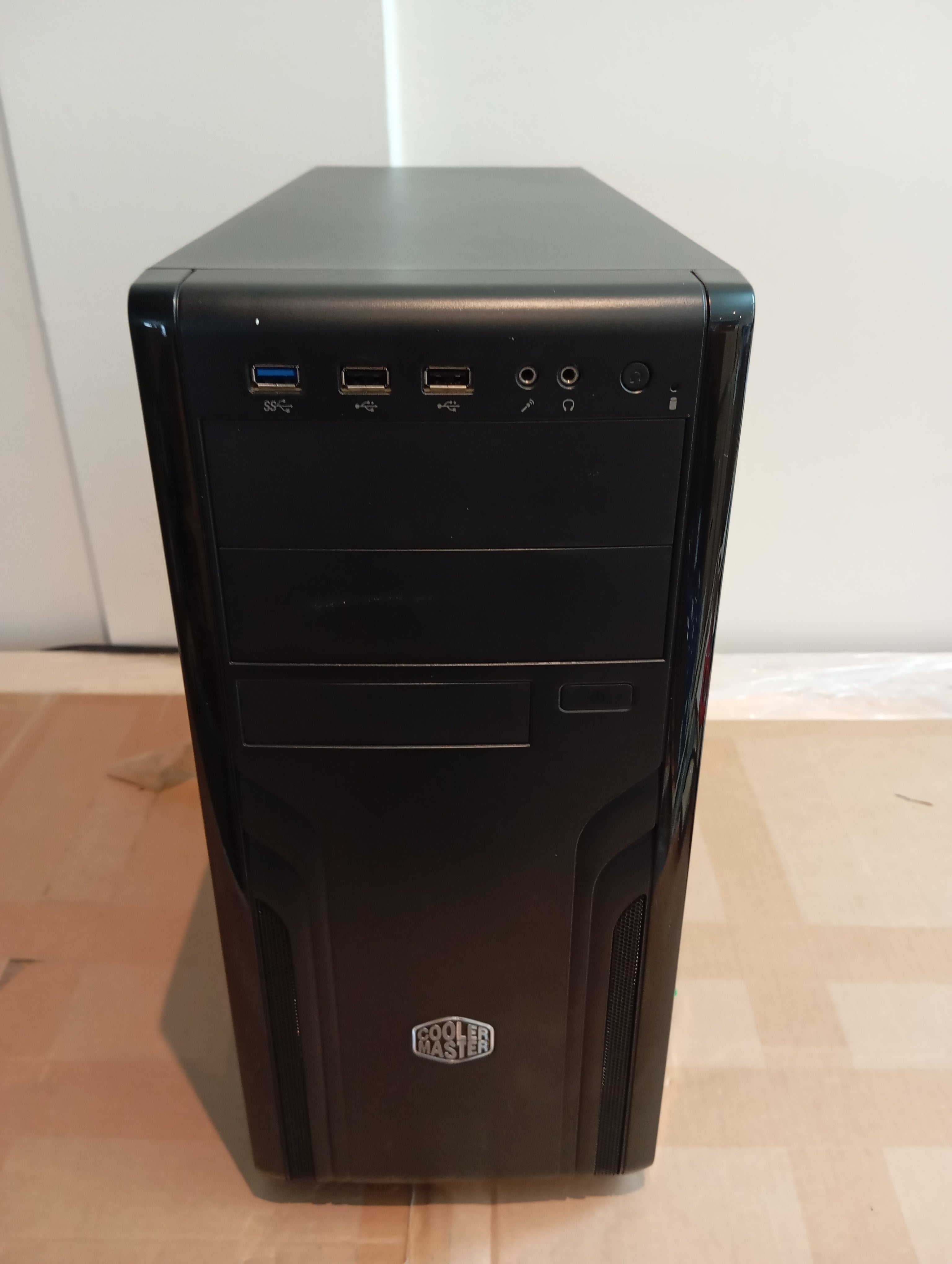 Cooler Master Force 500, Refurbished