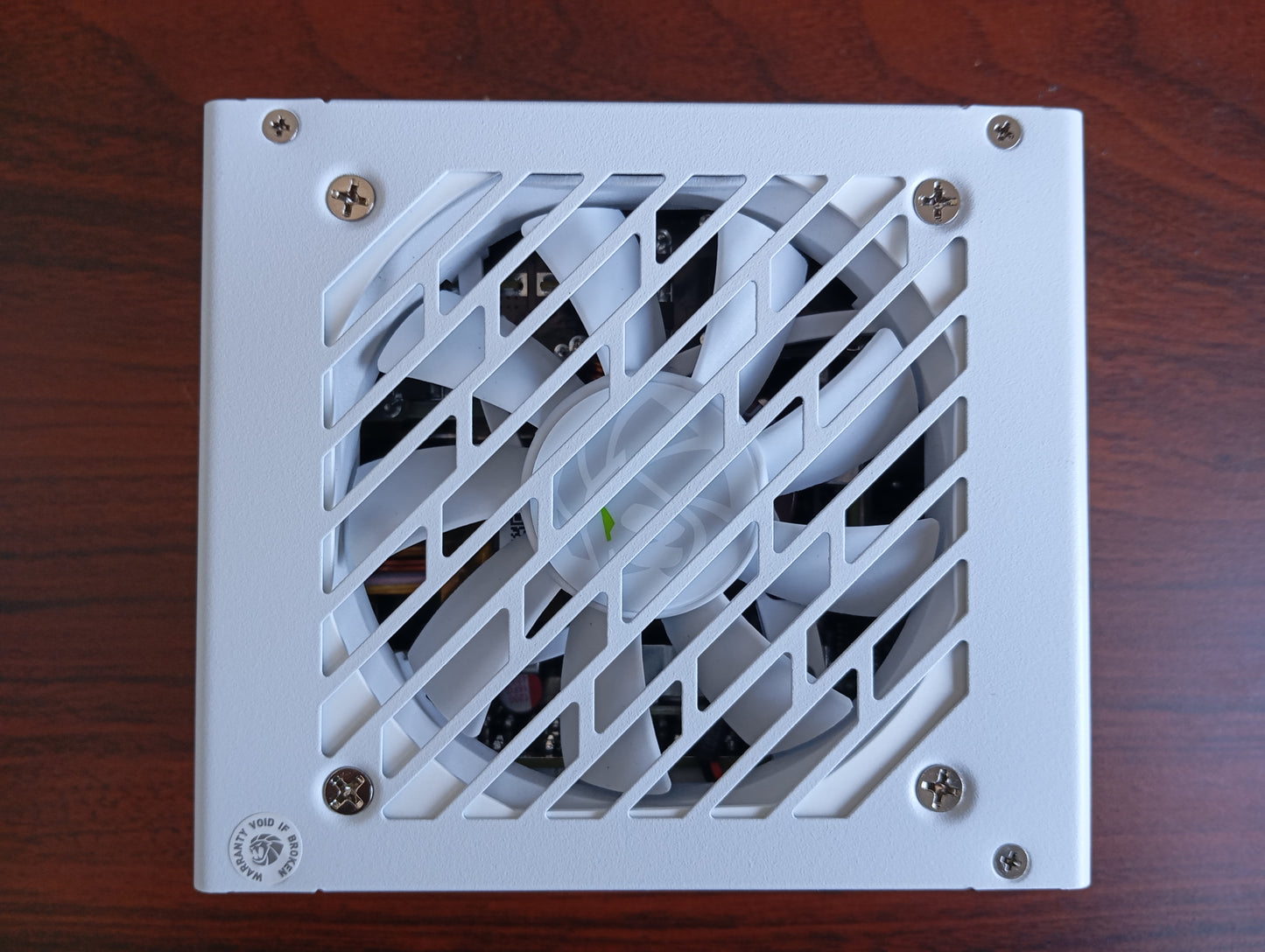 GameMax GS 750G WH SFX voeding, retourdeal