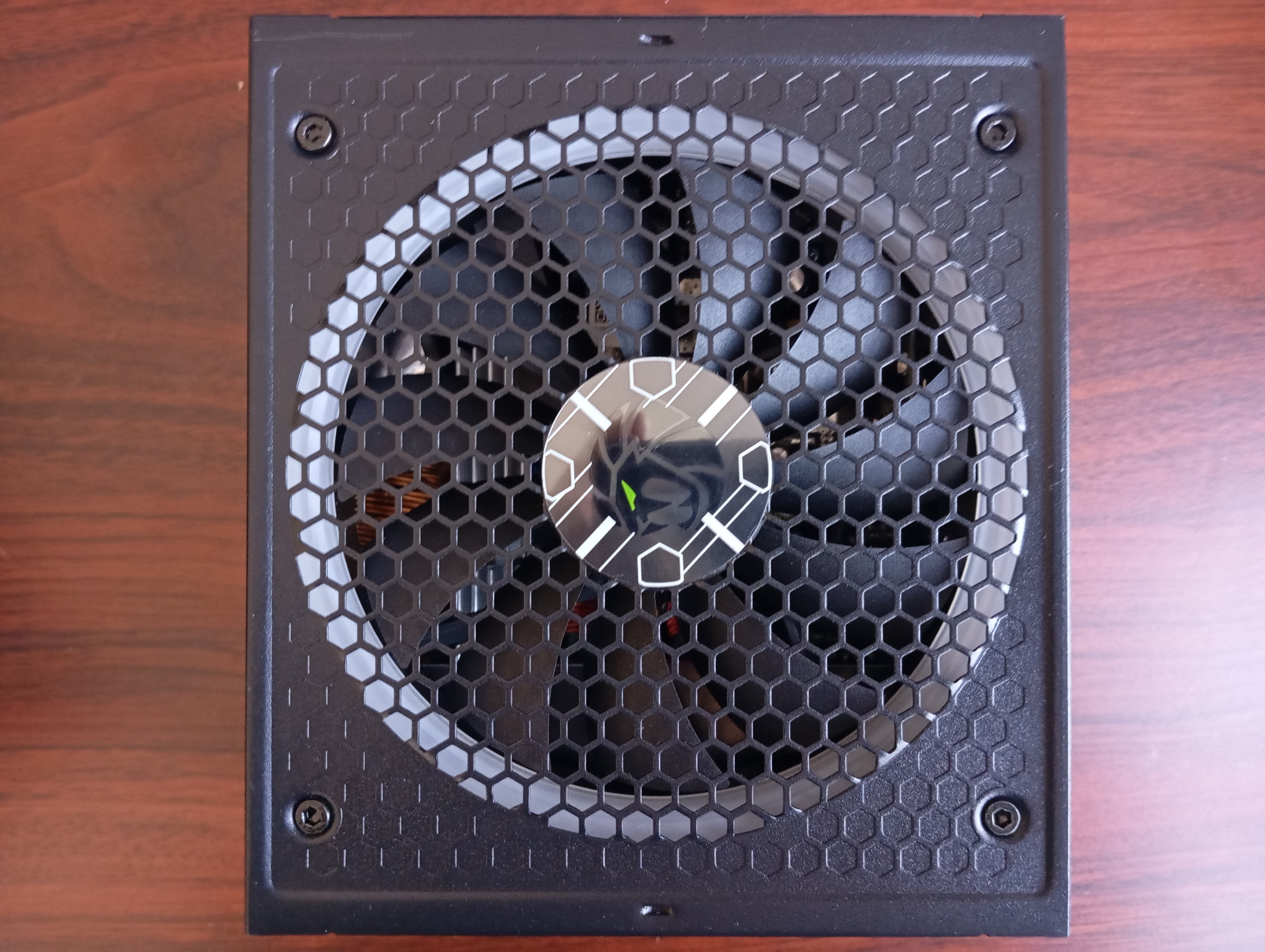 GameMax RGB 750G, Refurbished