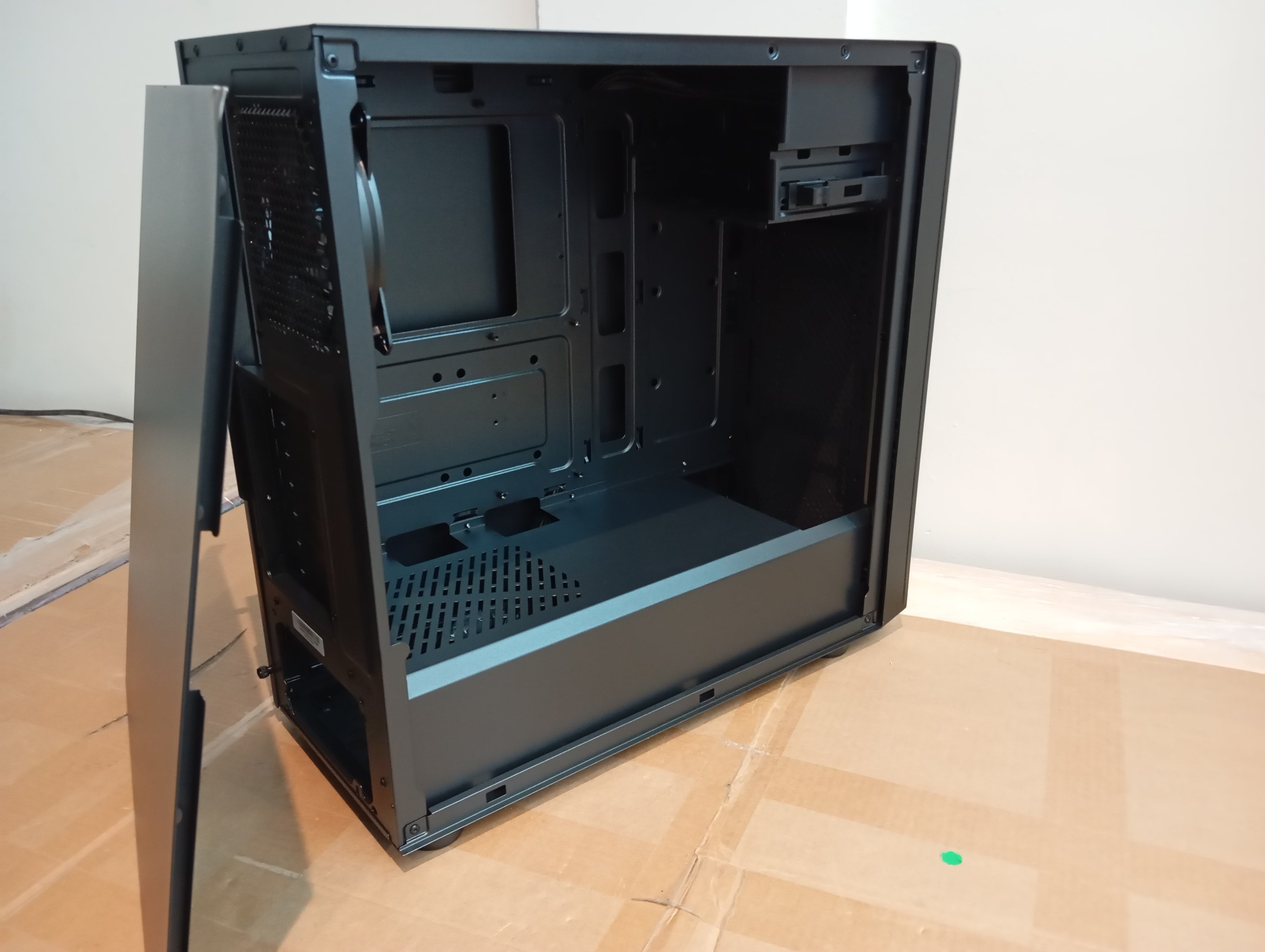 Cooler Master Elite 500 ODD, Steel