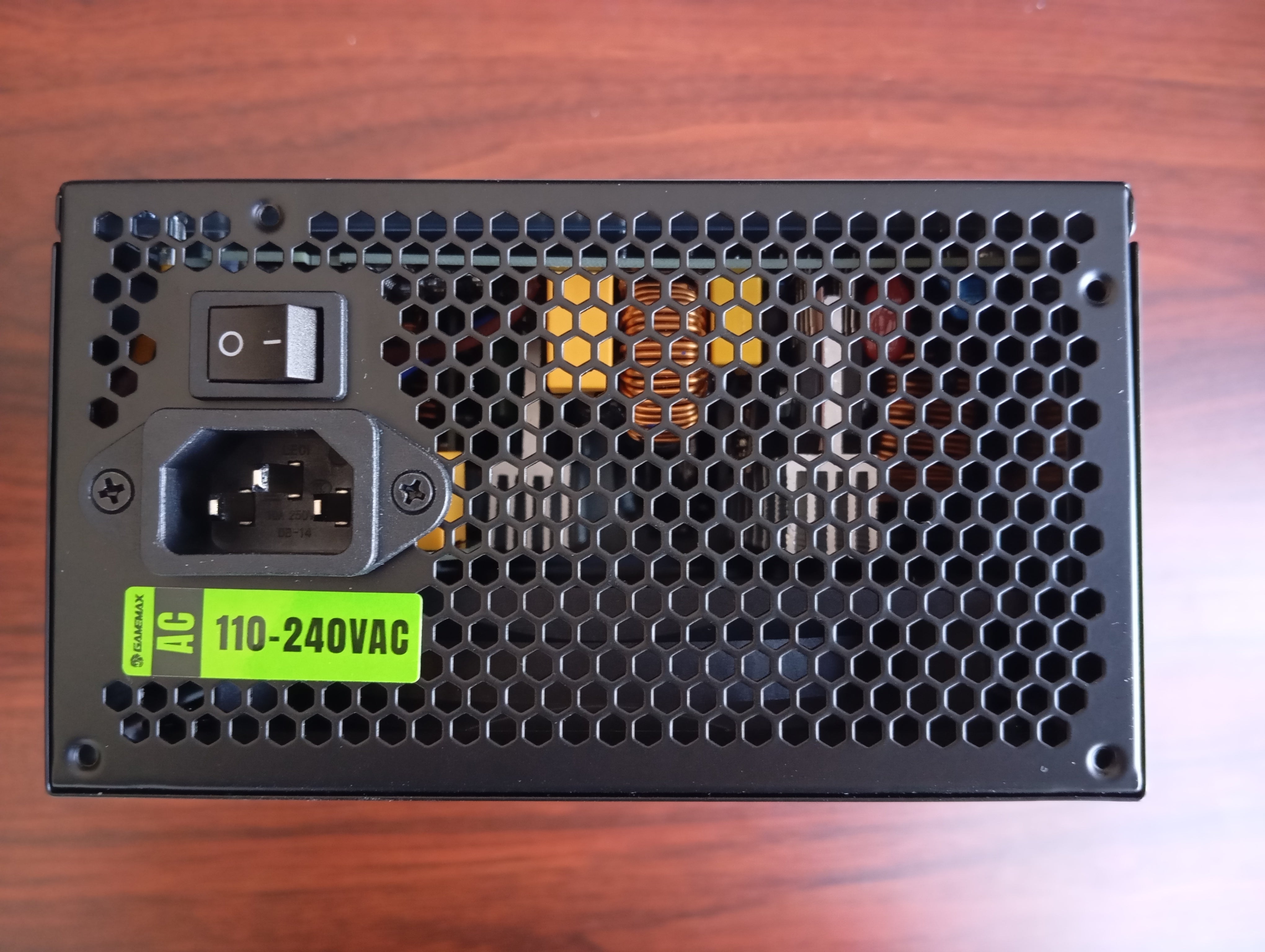 GameMax GP 850B Bronze voeding, retourdeal