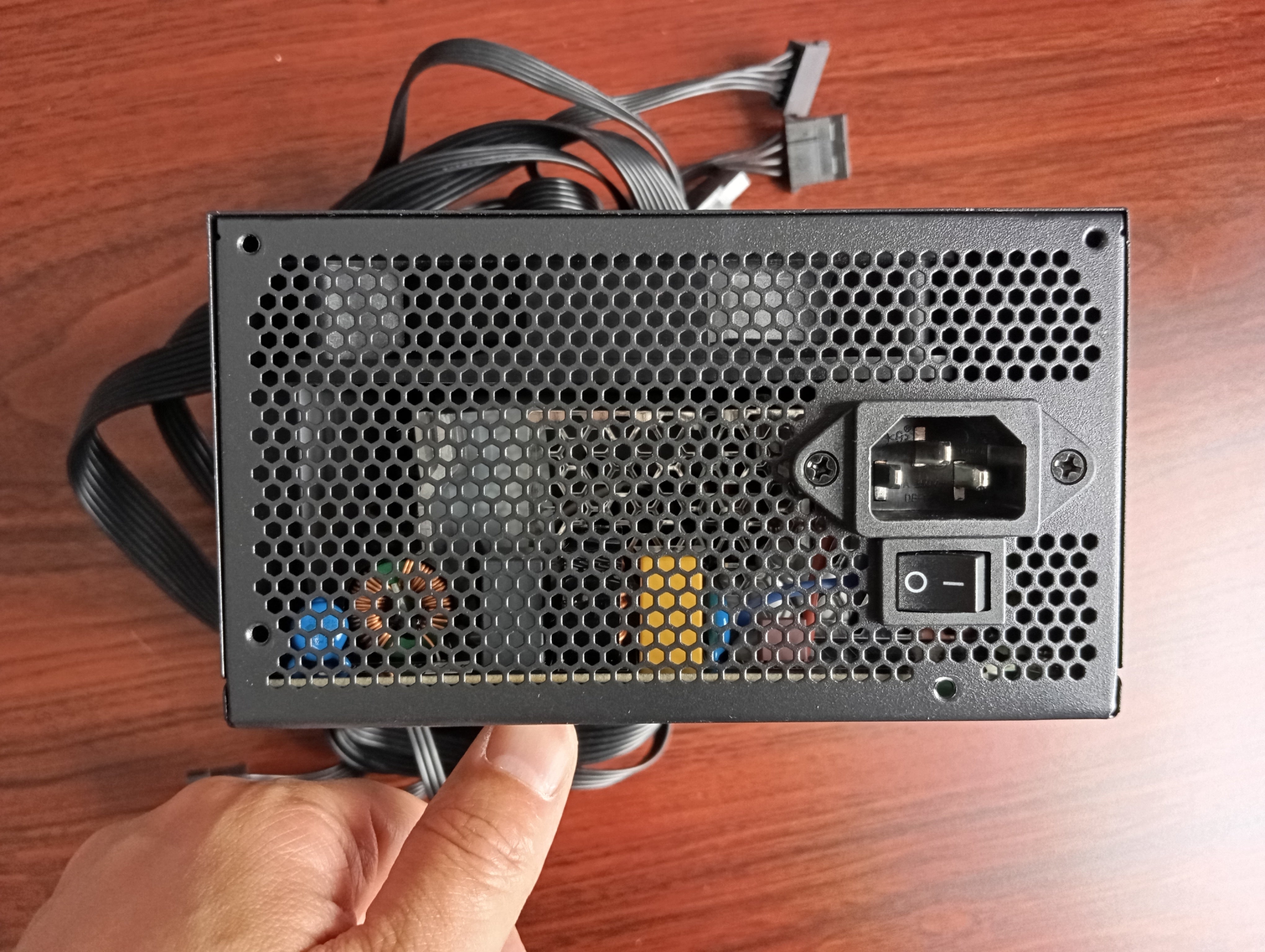 Refurbished Cooler Master MWE 550 Bronze - V2 230V